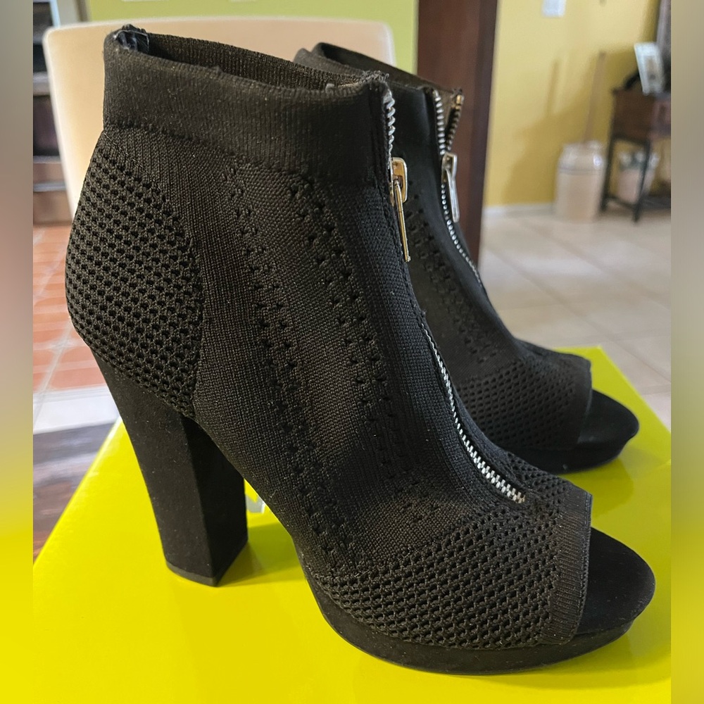 High Heel Open Toe Booties, Front Zipper. Black S… - image 3
